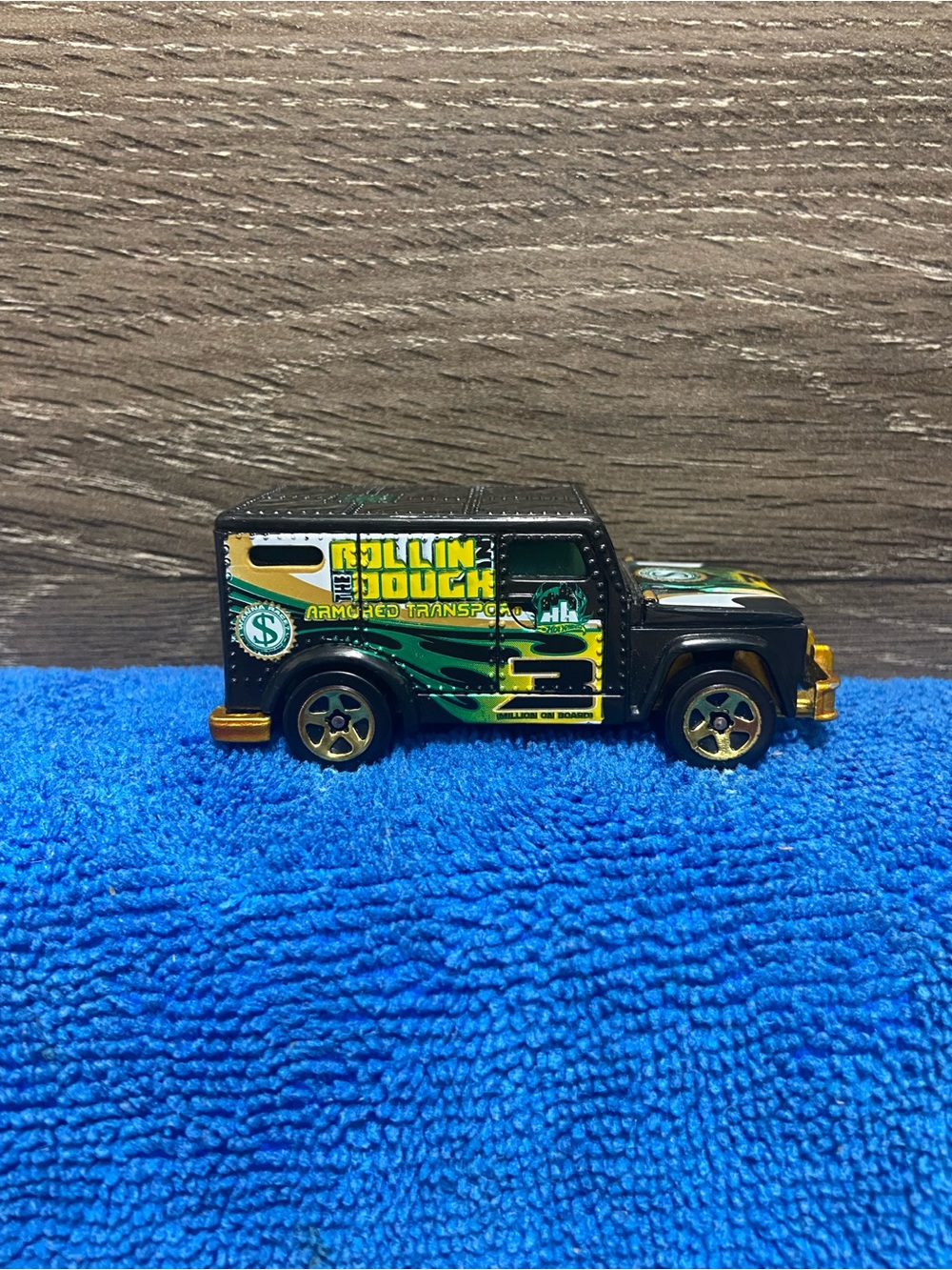 Black Hot Wheels Rollin in the Dough Armored Transport Truck 1996